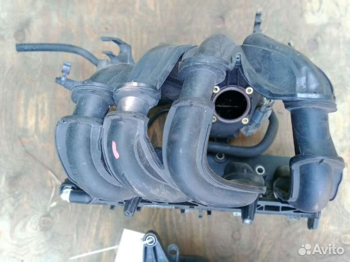 Впускной коллектор Ford Focus 2 1.6 1.8 2.0