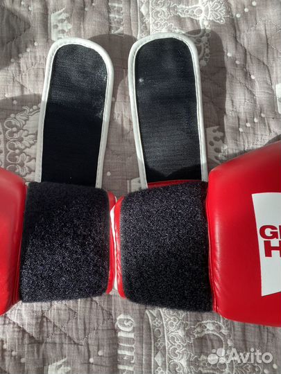 Боксерские перчатки green hill 12 oz