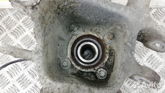 Ступица задняя правая BMW 5 F10/F11 (81Z12NX01)