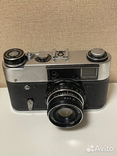 Плёночный фотоаппарат фэд