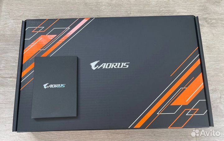 Aorus i7-11800H, RTX 3070, 16Gb, 1Tb, 240Hz