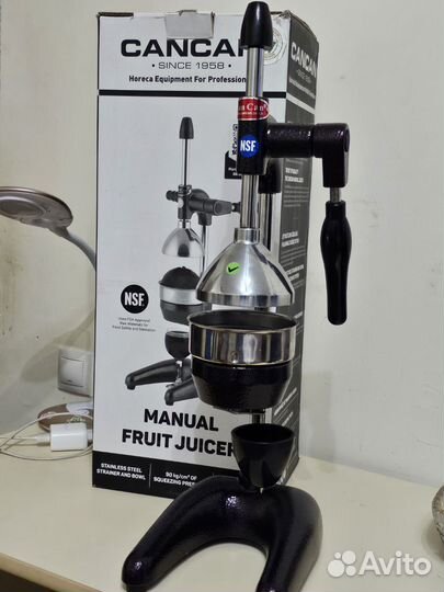 Соковыжималка новая