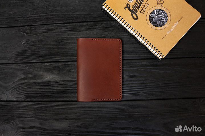 Кожаная обложка для паспорта ручной работы коньяк