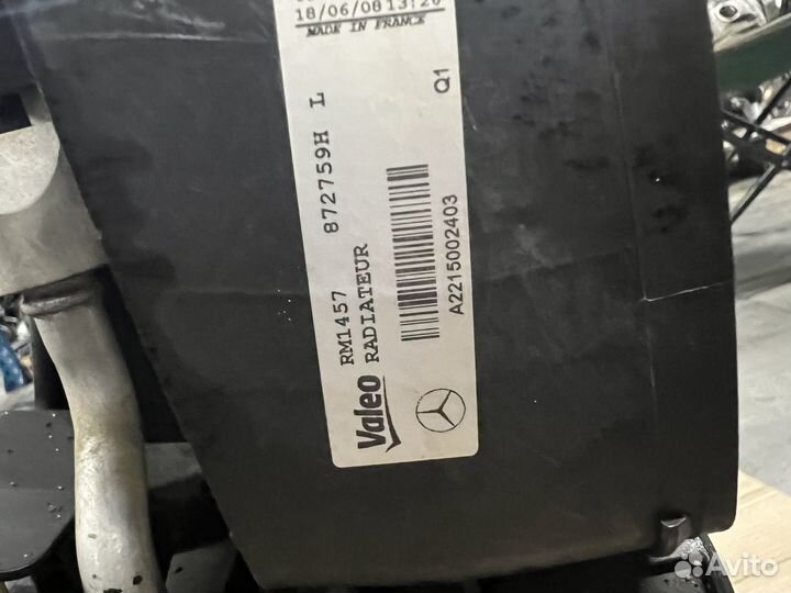 Кассета радиатора на Мерседес w221