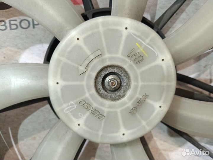 Вентилятор охлаждения радиатора Toyota Avensis 3