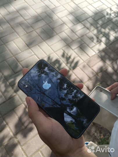 iPhone X, 256 ГБ