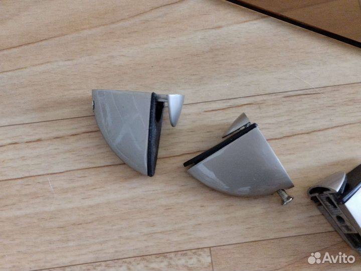 Полка затемнённое стекло с креплениями 3 шт