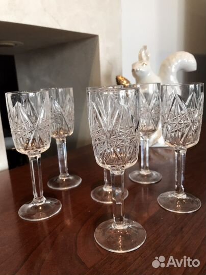 Хрустальные рюмки советских времен