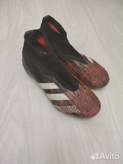 Бутсы adidas predator