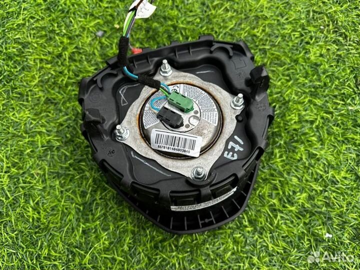 Подушка безопасности в руль Bmw X6 E71 N54B30 2009