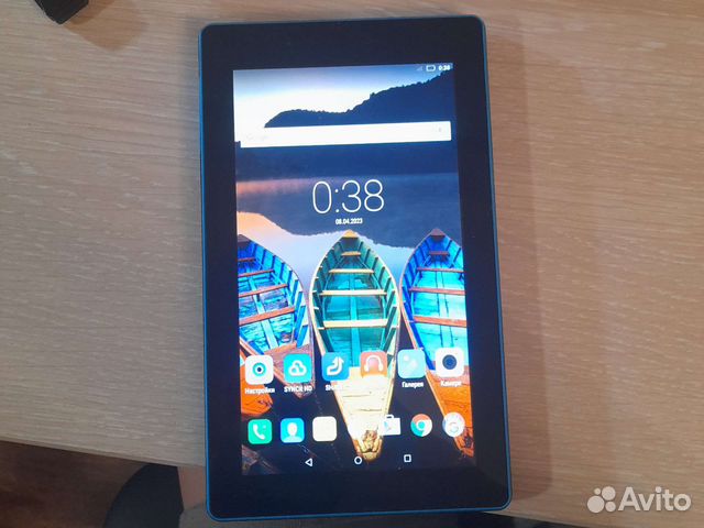 Планшет Lenovo tb3 710I