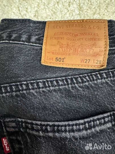 Джинсы Levi's