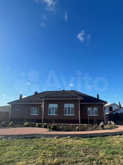 Дом 179 м² на участке 40 сот.