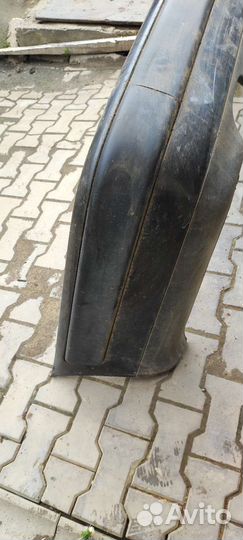 Оригинальный задний бампер Ауди 100С4 седан