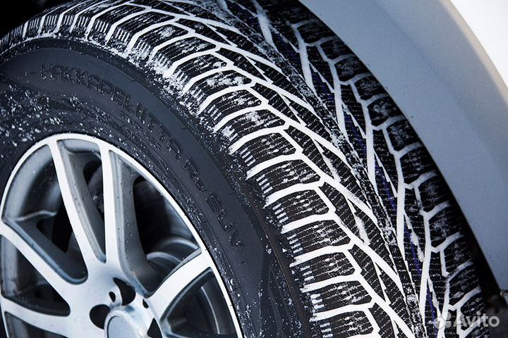 Nokian Tyres Hakkapeliitta R3 275/65 R18
