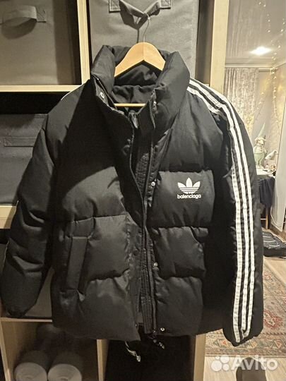 Пуховик adidas balenciaga