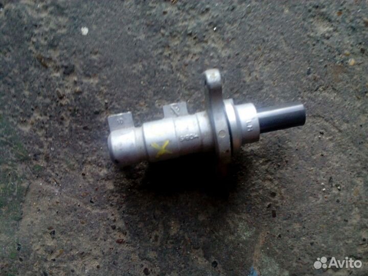 Главный тормозной цилиндр KIA sportage 3, 4 QL 201