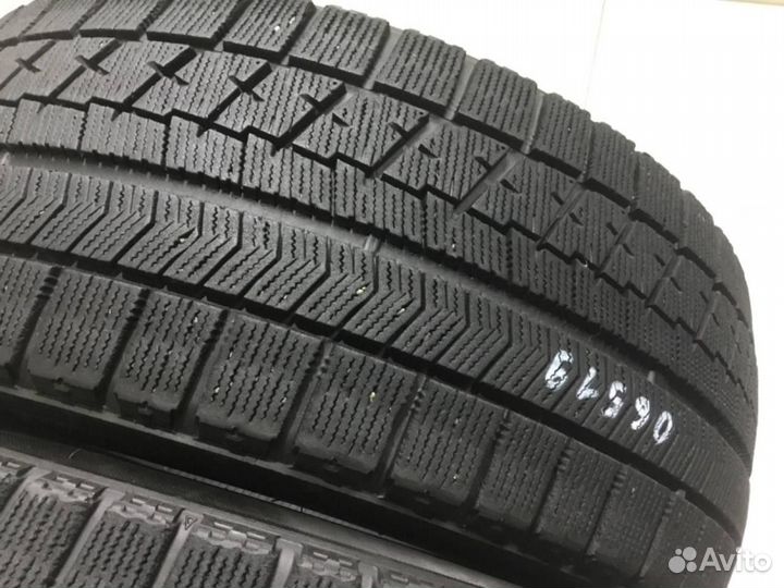 Bridgestone Blizzak VRX 225/45 R17