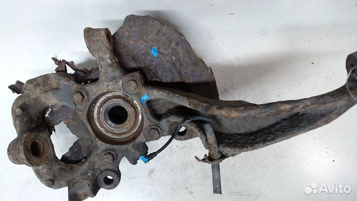 Ступица (кулак, цапфа) правая передняя Land Rover Discovery 3