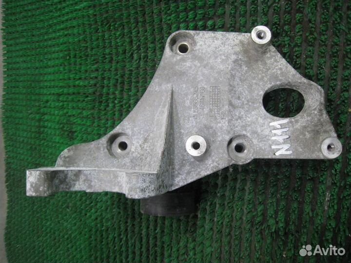 Кронштейн компрессора кондиционера Chevrolet Aveo