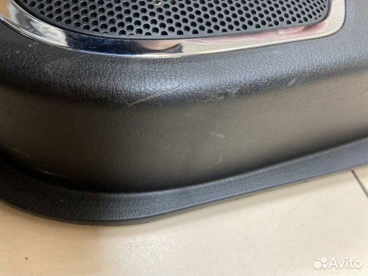 Дверная карта задняя левая рест Geely Emgrand X7