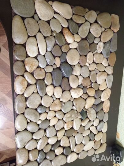 Коврик из Черноморской гальки массажный