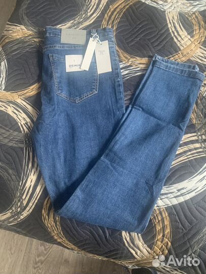 Джинсы