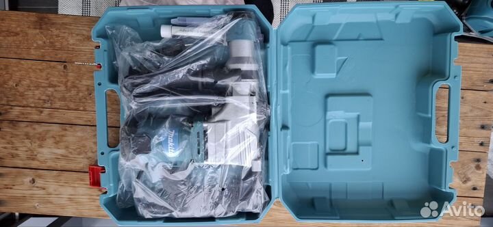 Перфоратор Makita