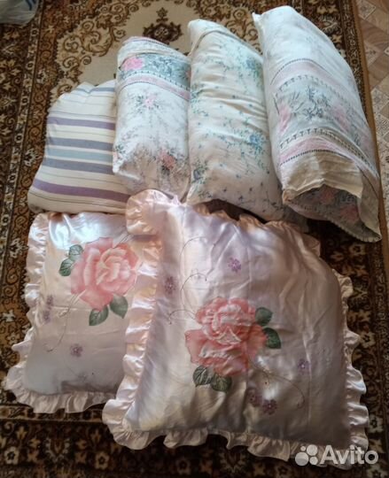 Подушки, 6 штук