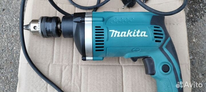 Электродрель makita 1630 новая