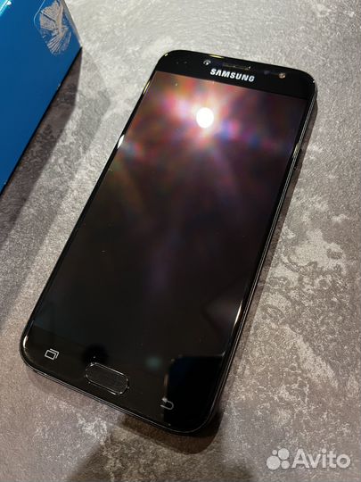 Samsung Galaxy J7 (2017), 3/16 ГБ