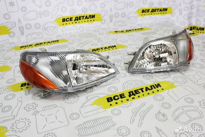 Фара Toyota Platz /Echo 99-02
