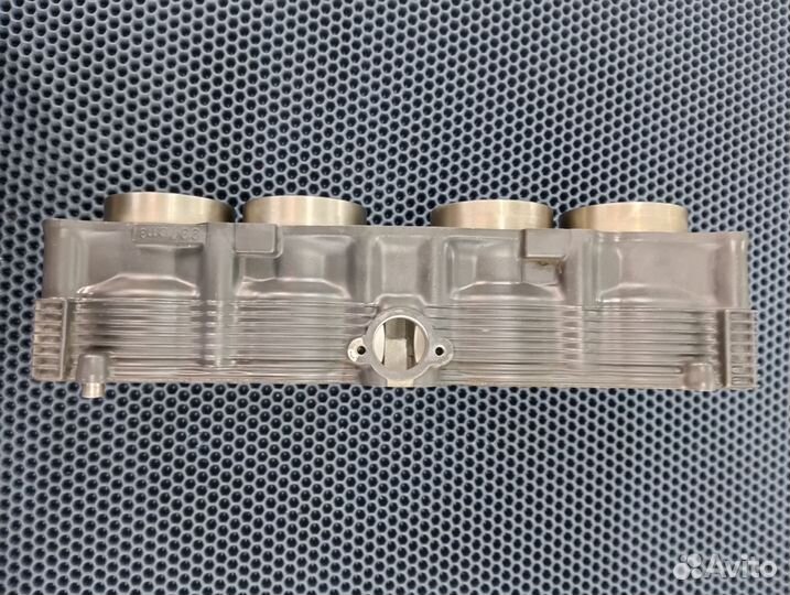 Suzuki RF900R T703 блок цилиндров