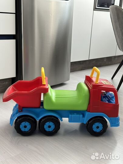 Детская машинка каталка