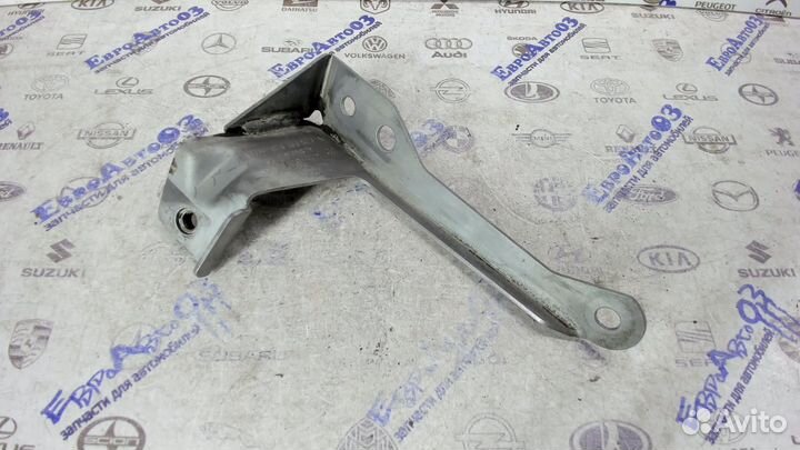 Кронштейн патрубка интеркуллера Audi A6 C5 1997-20