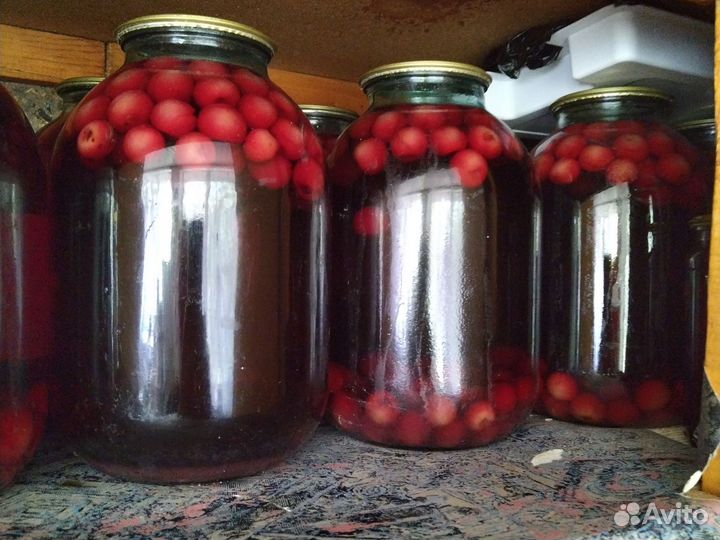 Компоты, варенье, огурцы