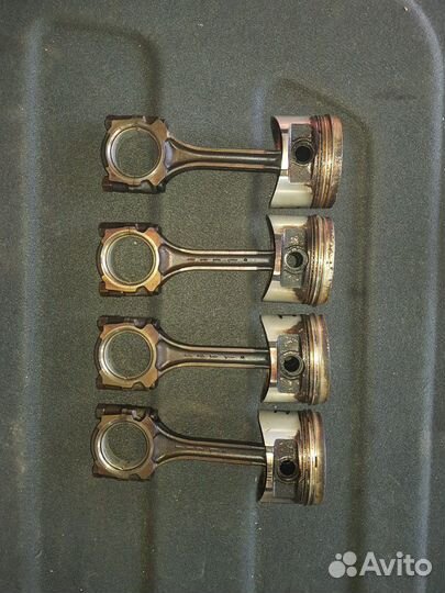 Поршень, шатун Nissan almera classic B10