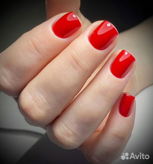 Маникюр педикюр