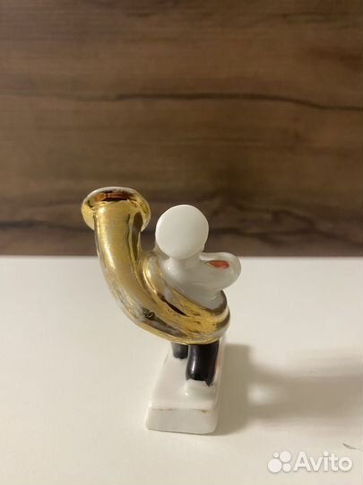 Суворовец трубач