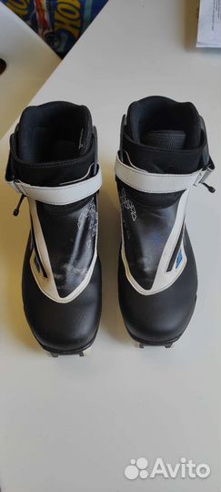 Лыжные ботинки salomon sns pilot