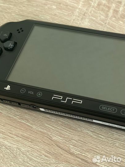 Sony psp e 1008