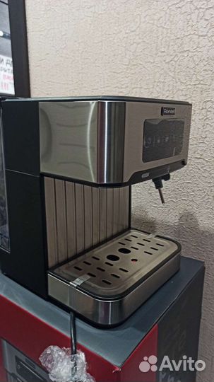 Кофеварка рожковая Rondell RDE-1106