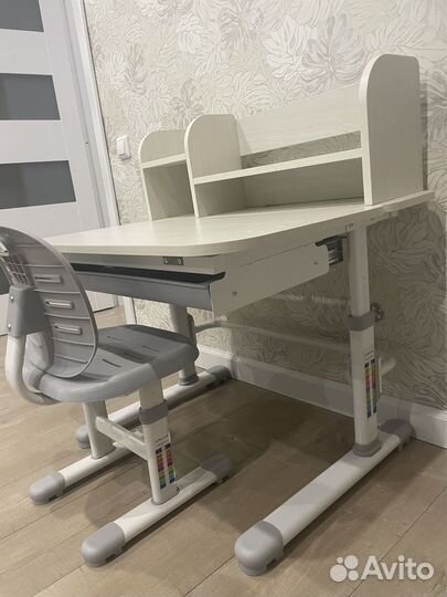 Комплект Парта и стул