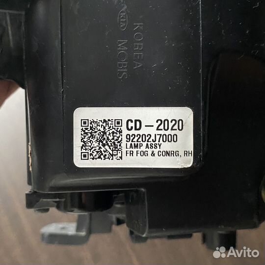 Противотуманная фара правая Kia Ceed 3 оригинал