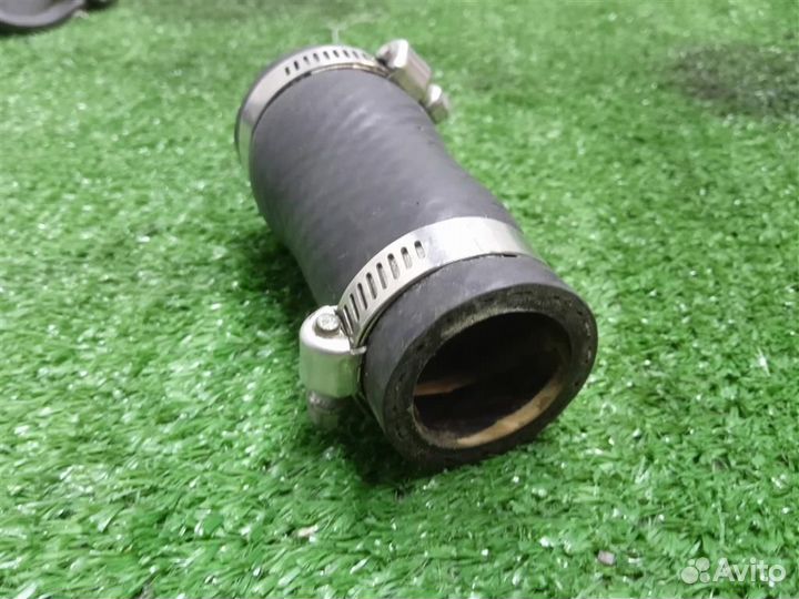 Патрубок (мото) Yamaha YZF R1