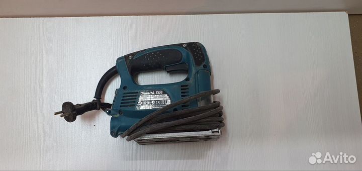 Makita 4329 Англия. Лобзик