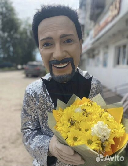 Поздравление от звезд, шуточный стриптиз