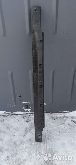 Абсорбер бампера Toyota Land Cruiser