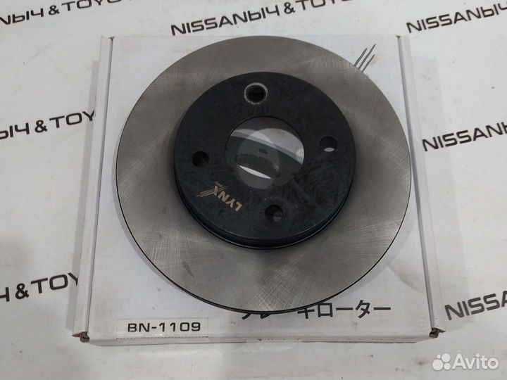 Диск тормозной передний на Nissan March K12