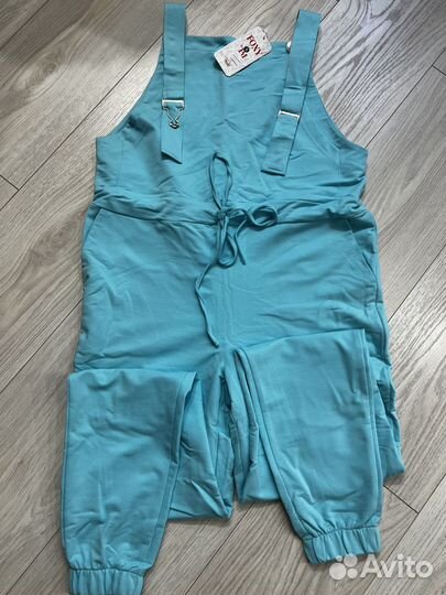 Комбинезон женский